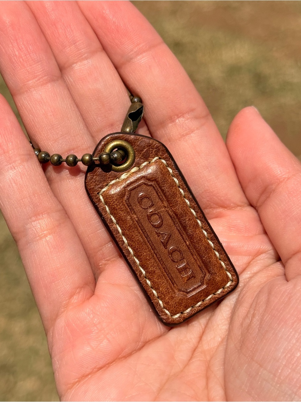 2" Medium Y2K Vintage Coach Leather Key Fob Bag Charm Keychain Hang Tag/Hangtag - Picture 3 of 4